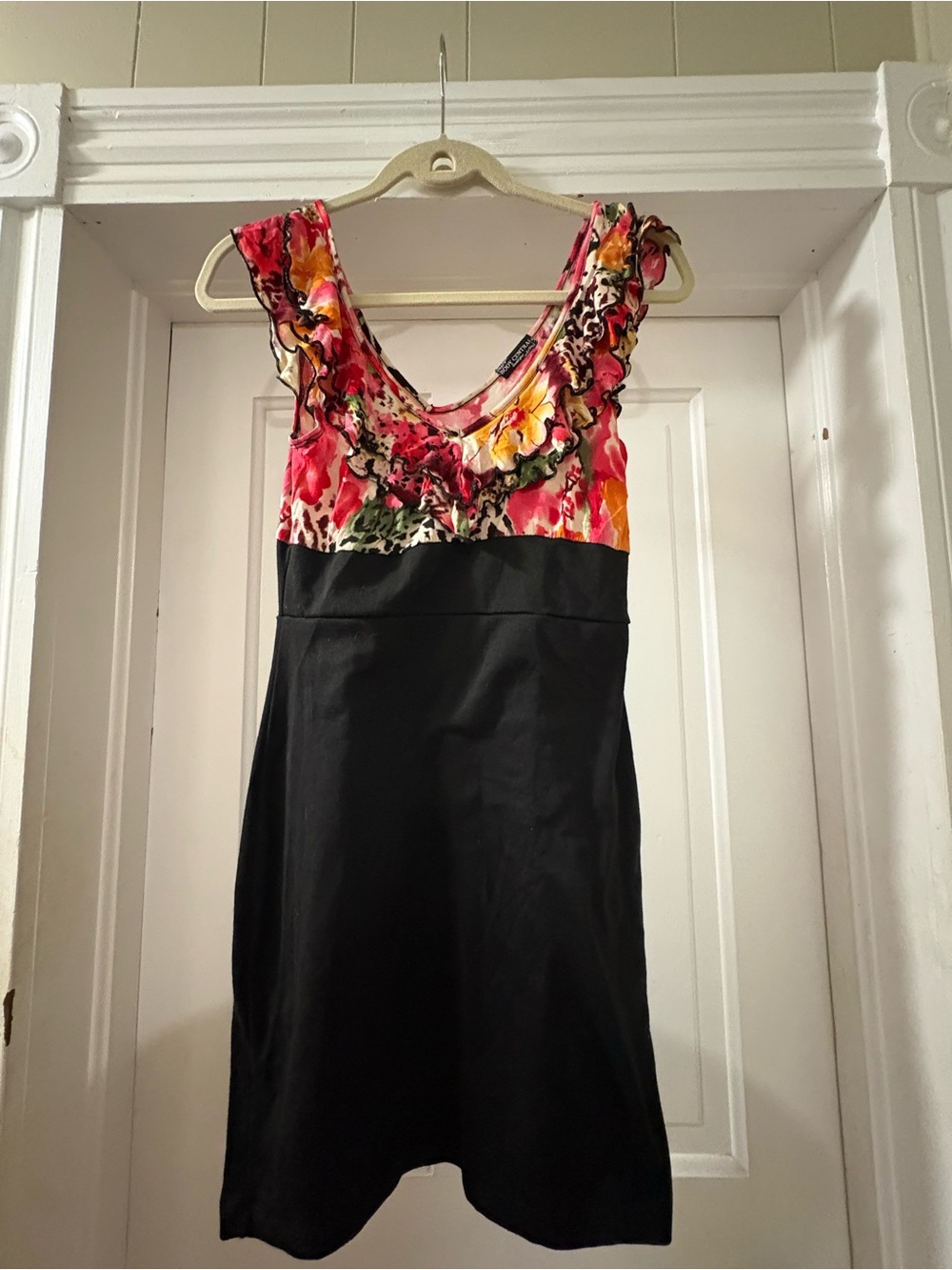 Body Central Boutique Women’s Floral Dress Size Medium